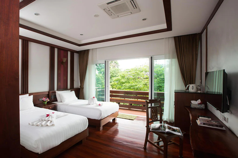 Others 3, Ruen Come In, Muang Chiang Mai
