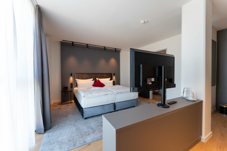 Bedroom 4, Frames Hotel GmbH, Mayen-Koblenz