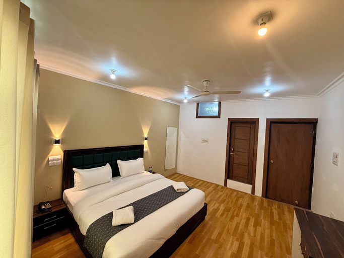 Bedroom 3, Hotel Alif Stay, Srinagar