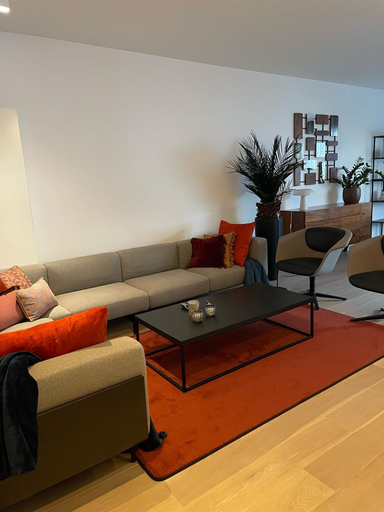 Room 2, La Petite For t Design Flat in Antwerp City, Antwerpen