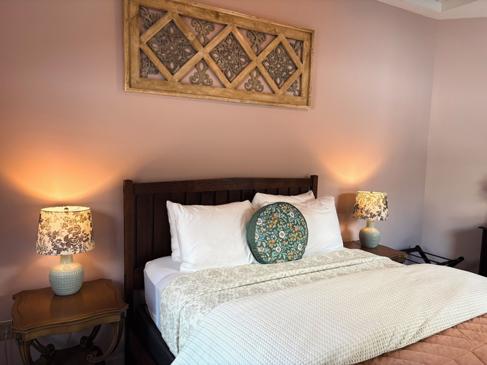 Bedroom 2, Letchworth Farm Guesthouses, Livingston