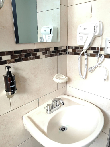 Bathroom 3, Hotel Boutique CasAguacate, Belén