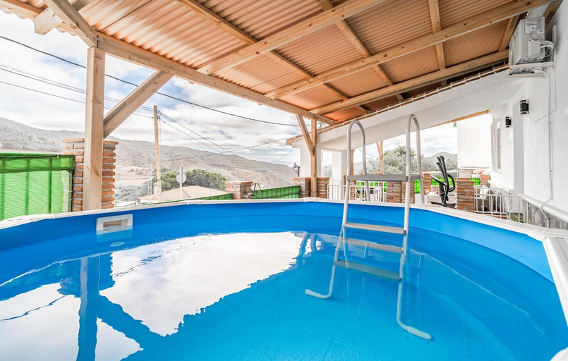Sport & Beauty, Nice Home In Carratraca, Málaga