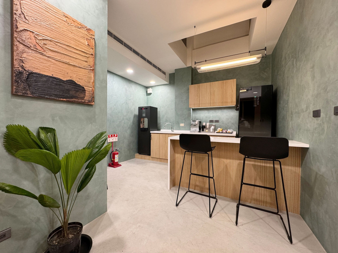 Others 5, A Day A Room, Taichung