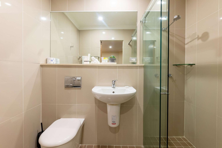 Bathroom 4, Best Western Plus Camperdown Suites, Sydney