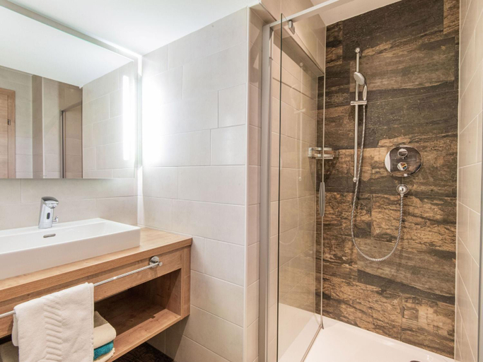 Bathroom 3, Apartment in Wald near Zillertal Ski Slopes, Zell am See