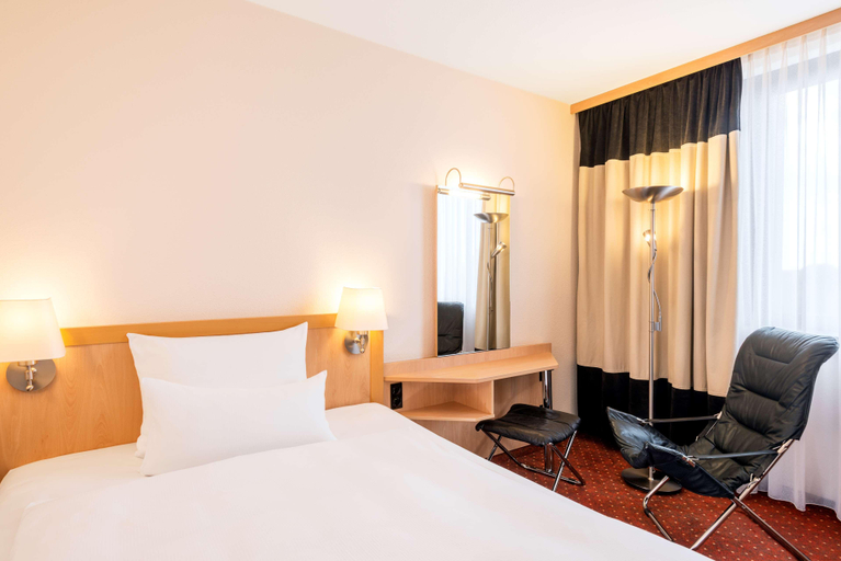 Bedroom 3, NH Oberhausen, Oberhausen