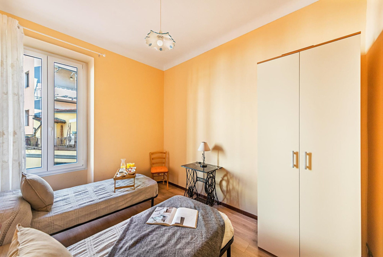 Room 5, Sanremo Centro 3 6 Apartment by Wonderful Italy, Imperia