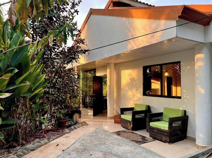 Exterior & Views, Beautiful private villa w private pool, Aguirre
