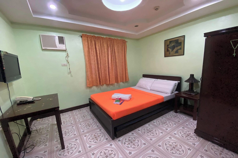 Bedroom 2, Voyagers Palace, Puerto Princesa City