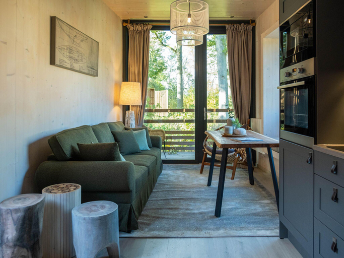 Others 5, The Brookside Escape, Hainaut