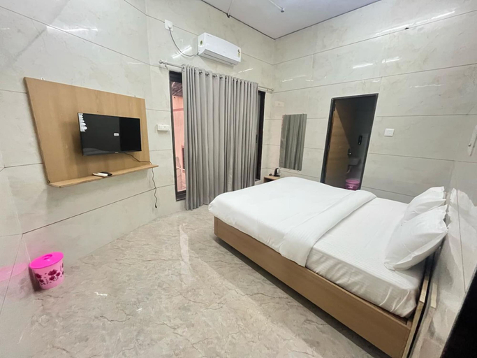 Others 3, Vrajvashi -Home stay Dwarka, Devbhumi Dwarka