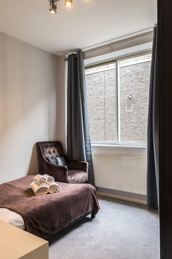 Bedroom 4, Picktheplace 3-bedroom Portman Square, London
