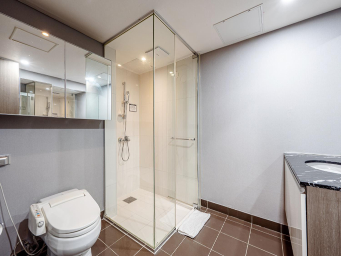 Bathroom 5, Haeundae Seacloud Hotel Residence, Haeundae