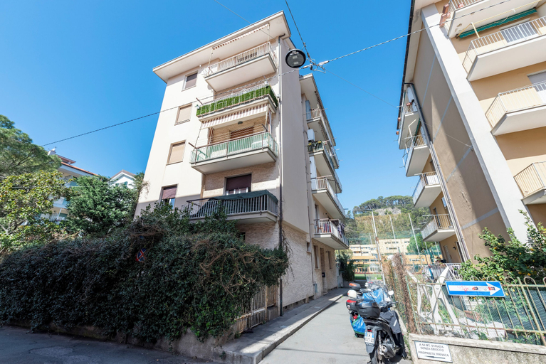 Exterior & Views, La casa di Rosetta, Genova
