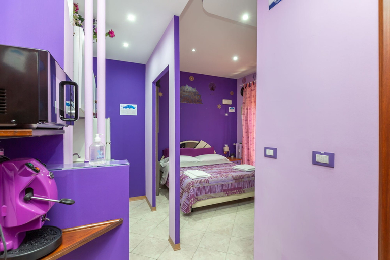 Bedroom 3, Grotta del Chakra, Torino