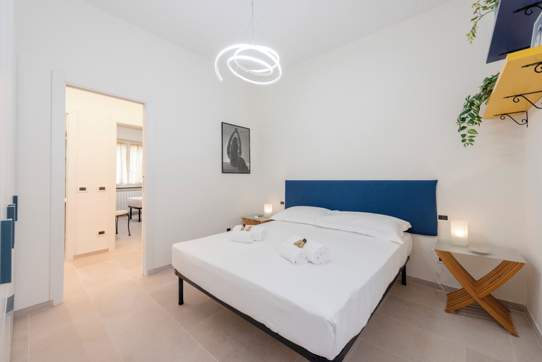 Others 3, Blissful Flat for 6 Close To The Beach, Genova