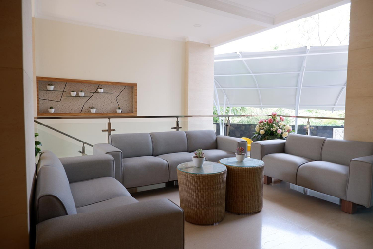 Public Area 2, Point C Hotel Bandung, Bandung