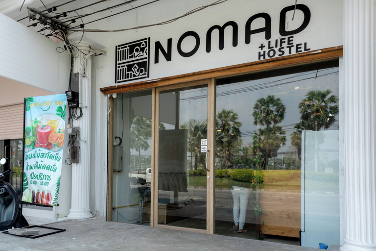 Exterior & Views, Nomad Plus Life Hostel Pattaya, Pattaya