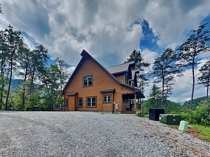 Exterior & Views 2, Wears Haven, Sevier