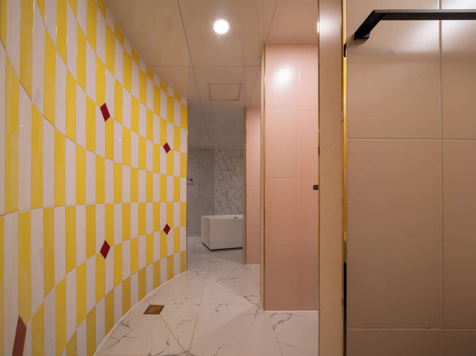 Others 5, hotel suop, Yongin
