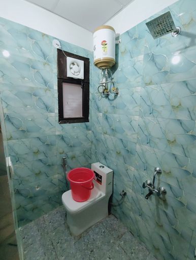 Bathroom, hotel Dream Palace, Gautam Buddha Nagar