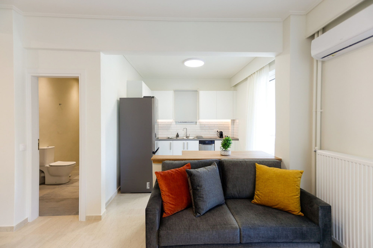 Private kitchen 4, Modern 2-Bedroom Apartment in Downtown Glyfada, Attica