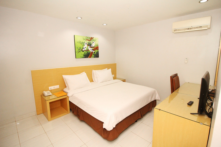 Bedroom 6
