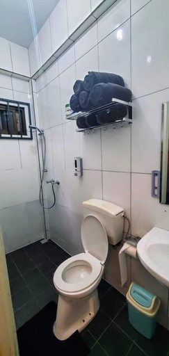 Bathroom 4, Waterland Suites, Beekhuizen