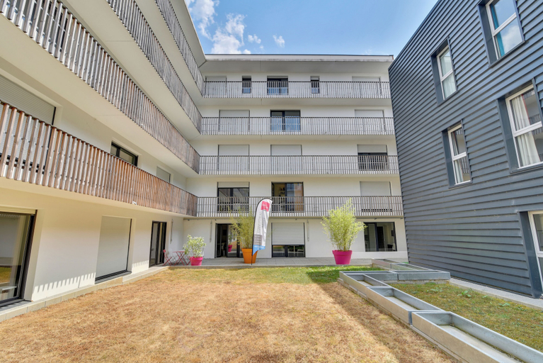Exterior & Views 2, Apparteo Nantes, Loire-Atlantique