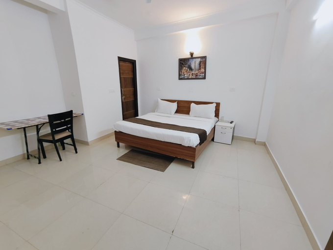 Bedroom 5, hotel Dream Palace, Gautam Buddha Nagar