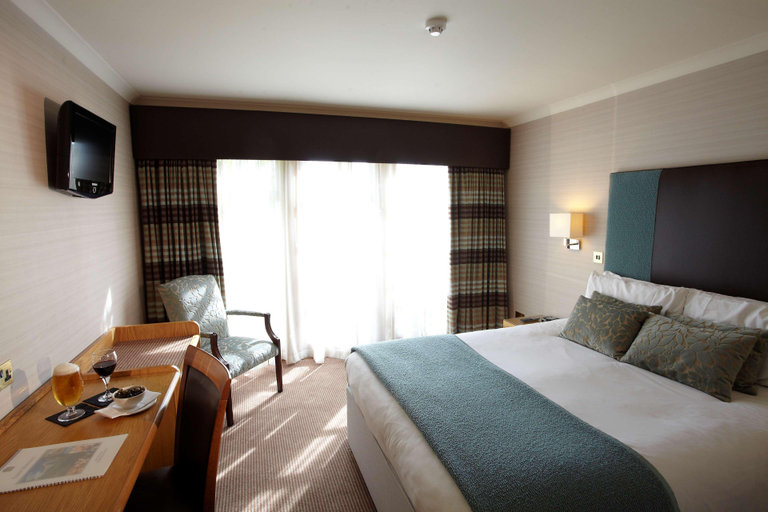 Bedroom 4, Best Western Plus Dunfermline Crossford Keavil Hou, Fife