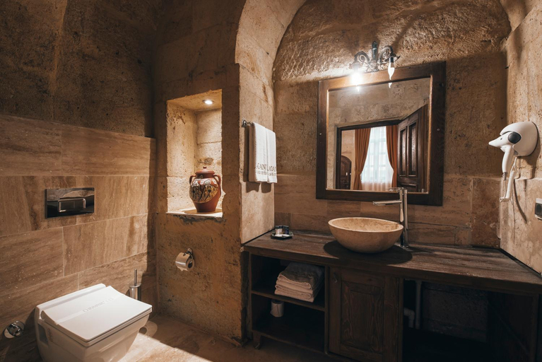 Bathroom 5, Lagania Cave Suites, Ürgüp