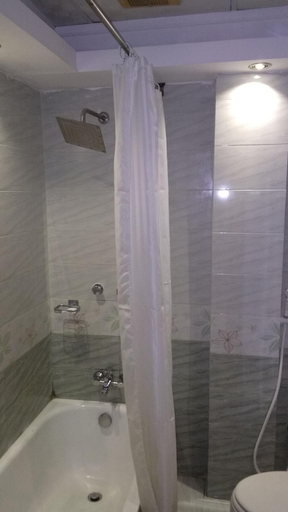 Bathroom 4, Hotel Sea Shell Ltd., Dhaka