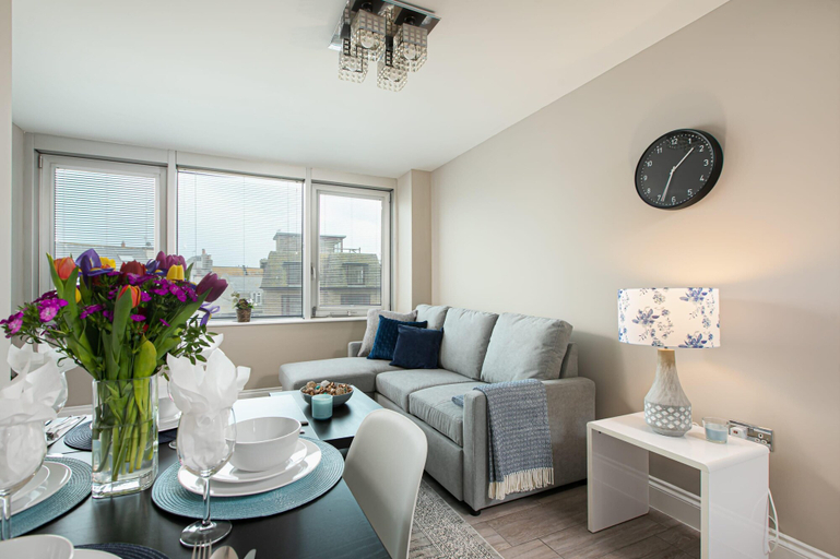 Others 4, Gorgeous 5 Star Location 2 min to Brighton Beach, Brighton and Hove