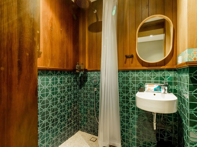 Bathroom 1