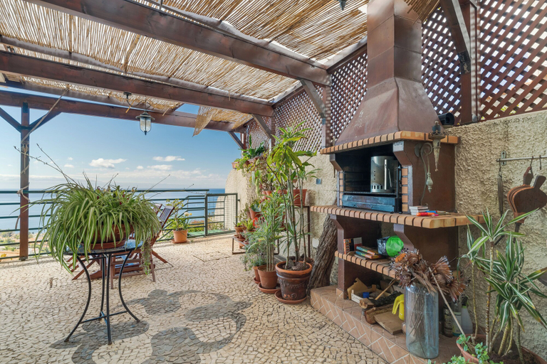 Others 5, Villa Bom Sucesso, Funchal