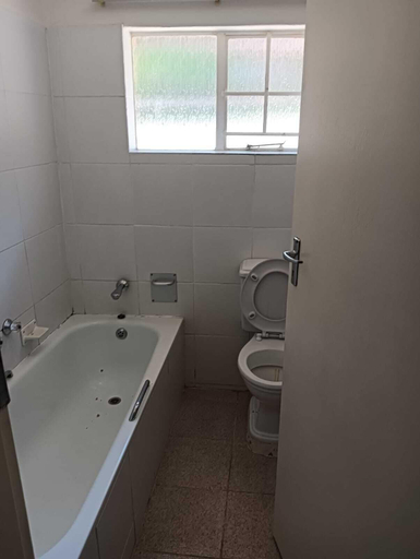 Bathroom 3, Mumo Lodge, Gert Sibande