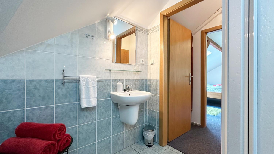 Bathroom 5, PENZION BLANKA - Znojmo, Znojmo