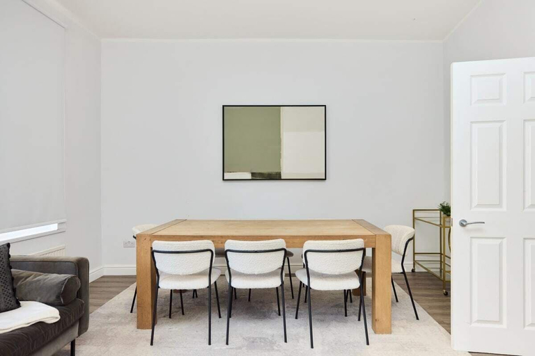 Food & Drinks, The Fulham Secret - Classy 5bdr Apartment, London