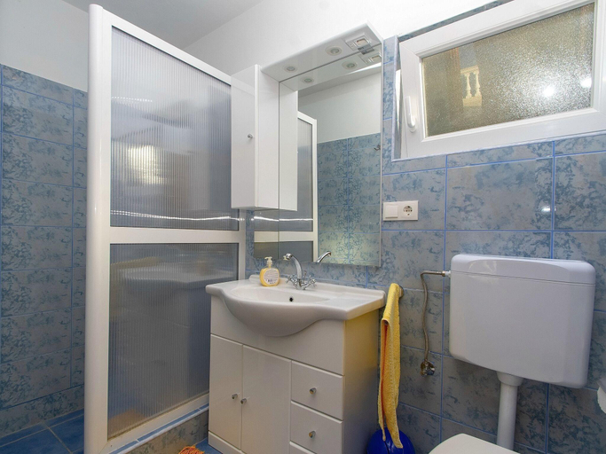 Bathroom, House Green Side Sunset- Four Bedroom House with Pool and Sea View, Blato