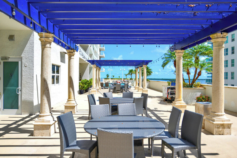 Food & Drinks, Well-Appointed Condos in Brickell, Miami-Dade