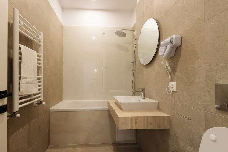 Bathroom 3, Central Suites, Municipiul Bucuresti