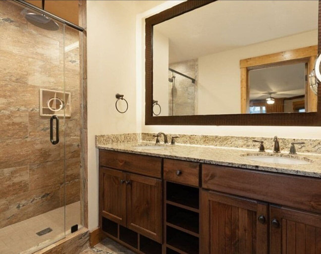 Bathroom 3, Smoky Mountain Resort Luxury Cabin, Sevier