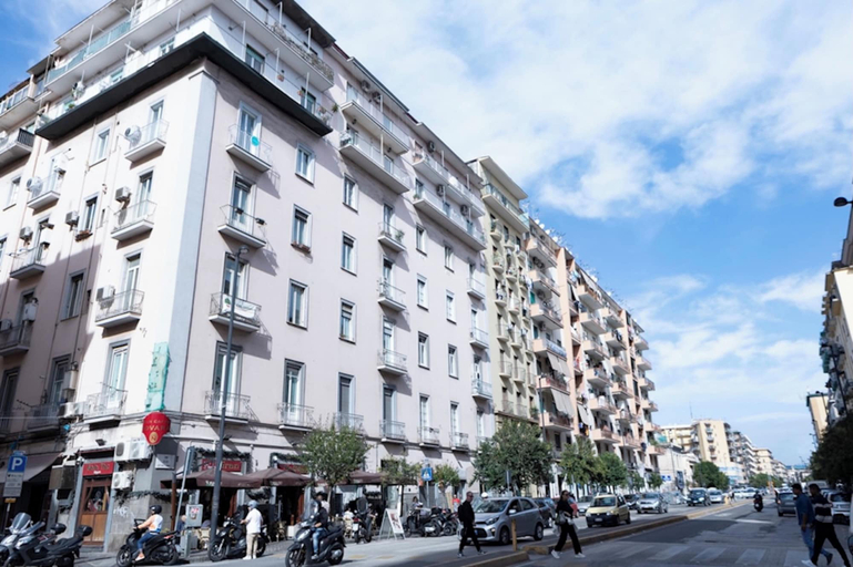 Exterior & Views 2, Sun&City Naples, Napoli