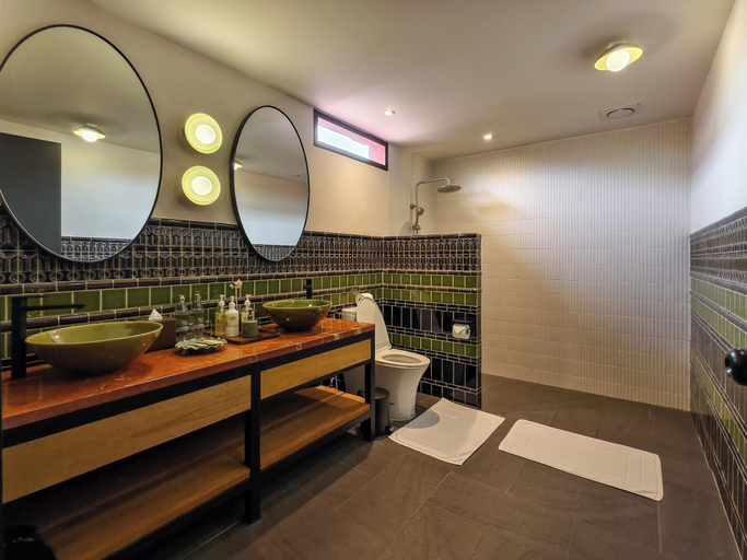 Bathroom 4, Niran Farm, Pulau Phuket