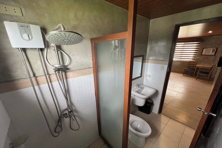Bathroom 3, Serenity Suites, San Rafael