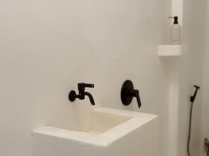 Bathroom 2, The Hidden Home, Phuket Island