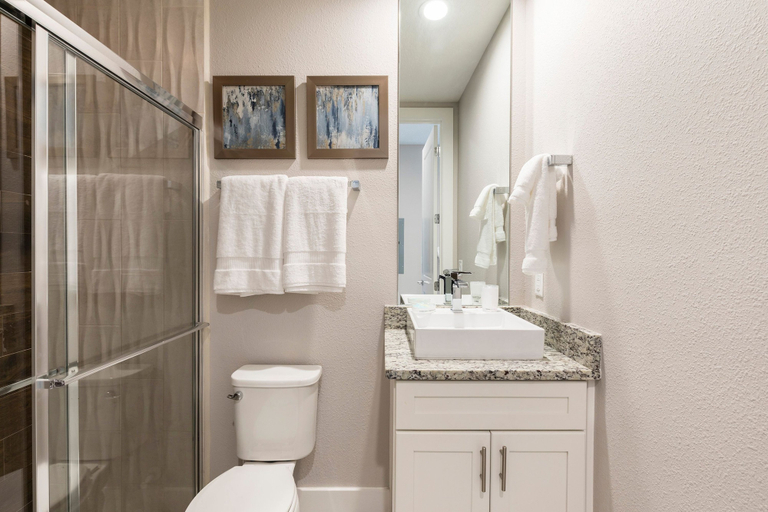 Room 5, 5 BR 6 BA Villa 5min Disneyworld BBQ Grill, Osceola