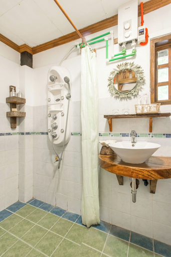 Bathroom 3, Oldwoods by the Sea Nature Resort Bani Pangasinan, Bani